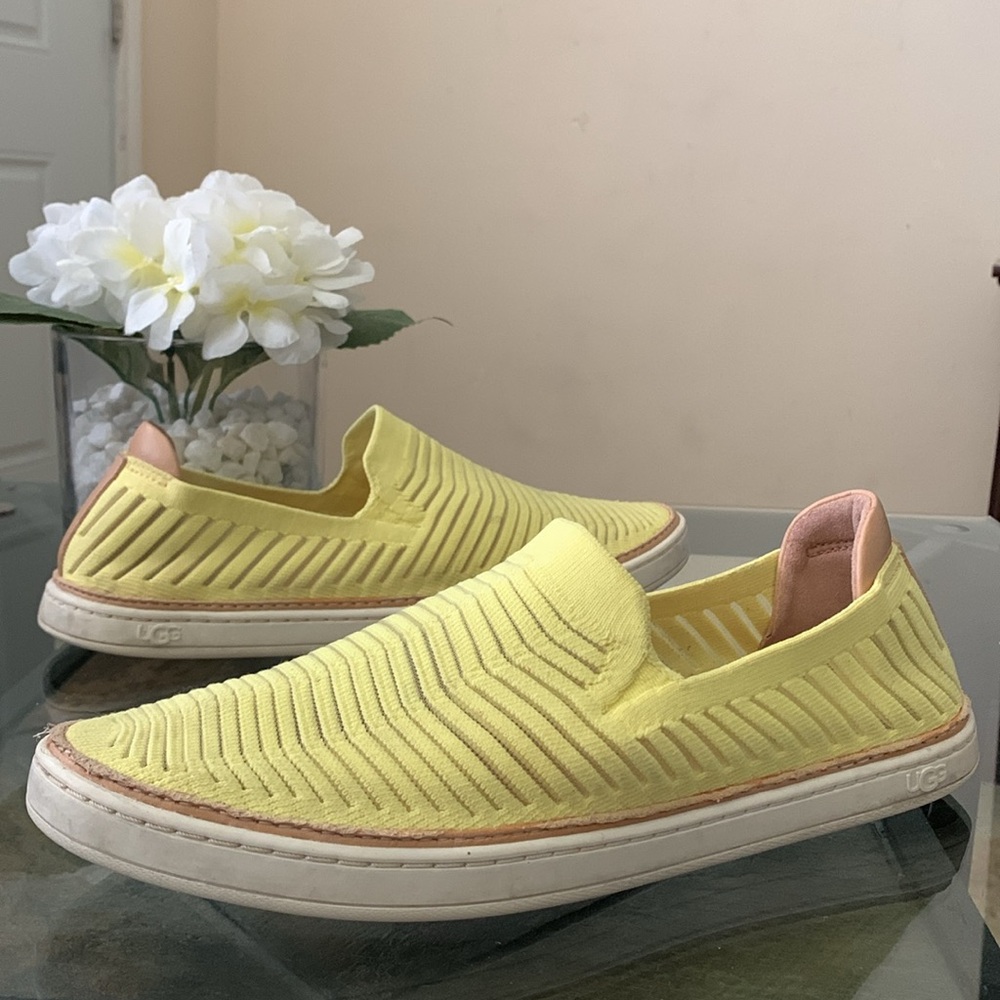 UGG Sammy Breeze Slip-On Sneakers